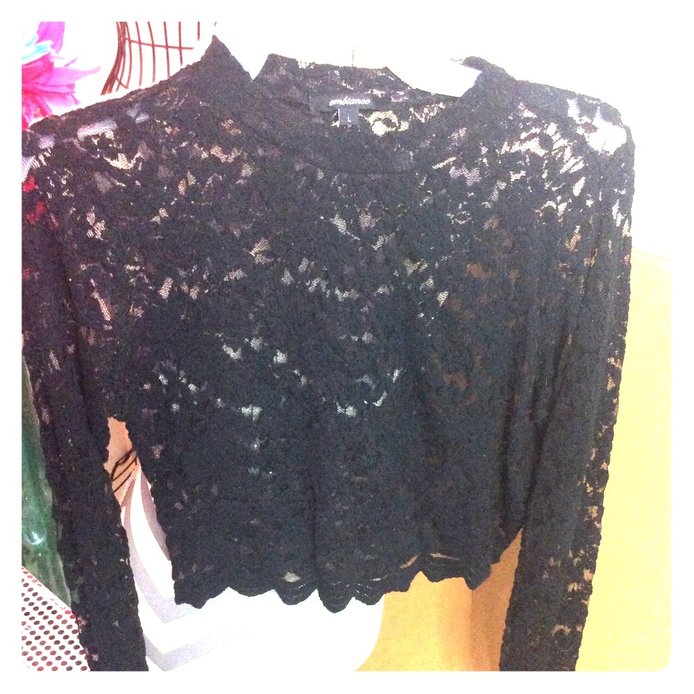 Long sleeve halter